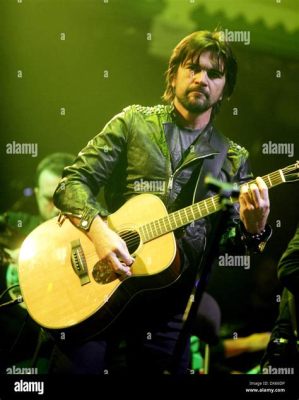 Juanes Live in Amsterdam: A Colombian Fiesta of Music and Memories!